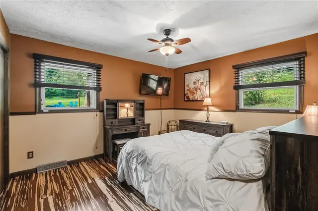 113 Sharbot Dr gallery image 14