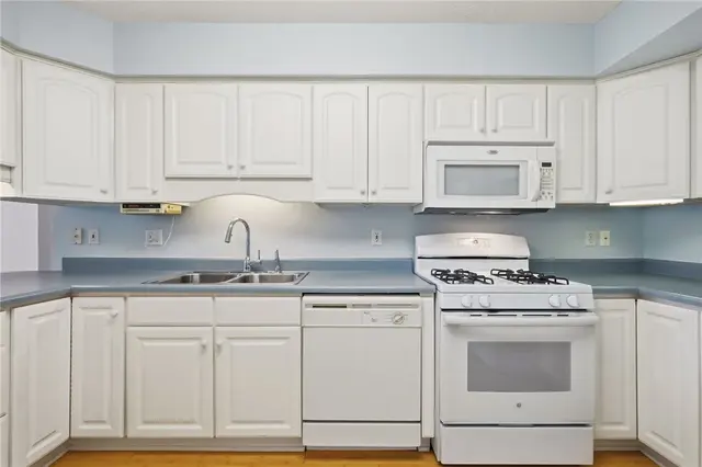 113 Steeplechase Cir gallery image 11