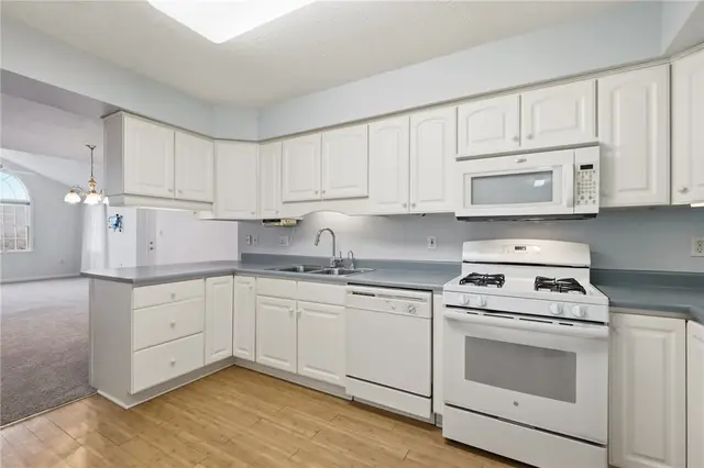 113 Steeplechase Cir gallery image 26