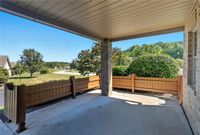 113 Steeplechase Cir gallery image 39