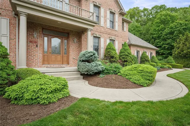 113 W Wild Cherry Drive gallery image 11