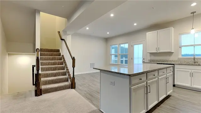 114 Curtis Ct. gallery image 18