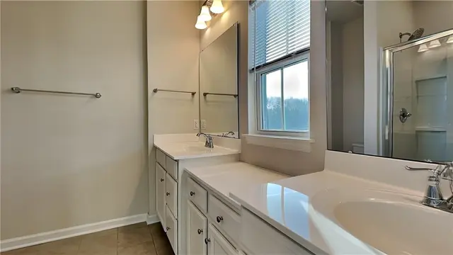 114 Curtis Ct. gallery image 19