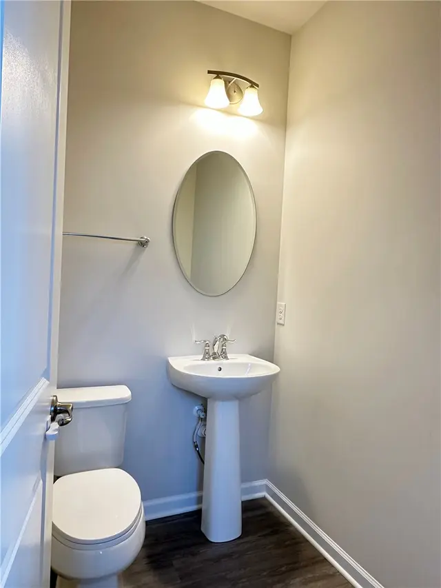 114 Curtis Ct. gallery image 28