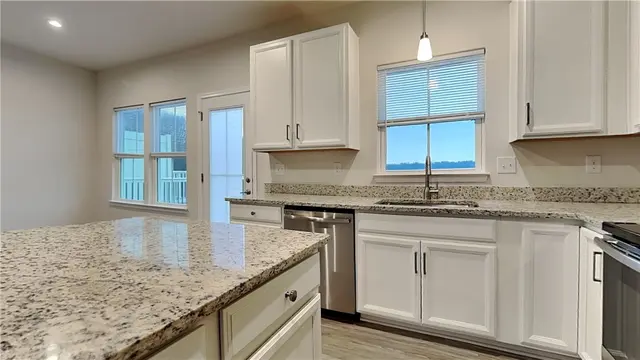 114 Curtis Ct. gallery image 33