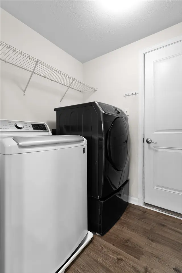 114 Granite Ridge Circle gallery image 13