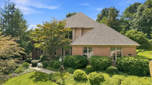 114 Hidden Valley Ct