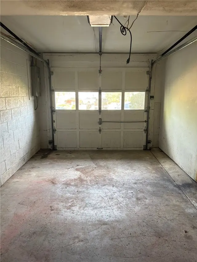 114 Opal Ct gallery image 22