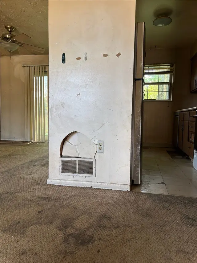 114 Opal Ct gallery image 13