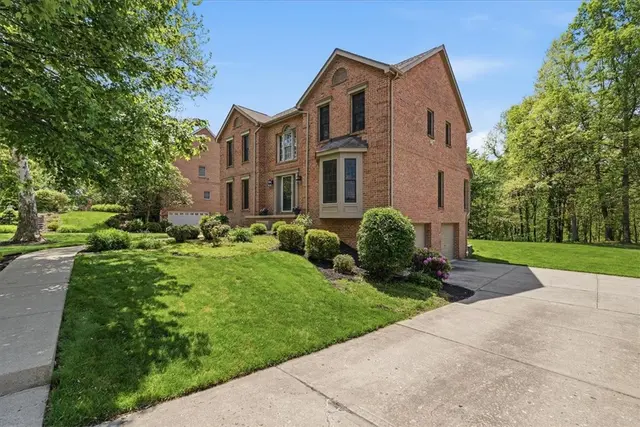 114 Sewickley Farm Circle gallery image 16
