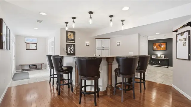 114 Tanglewood Dr gallery image 15