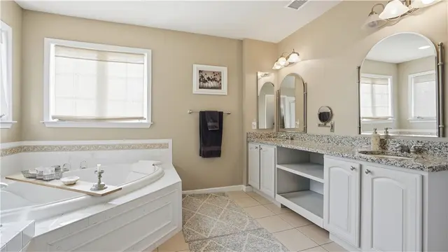 114 Tanglewood Dr gallery image 36