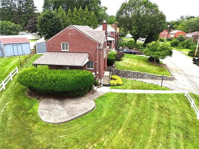 114 Tillotson Cir gallery image 38