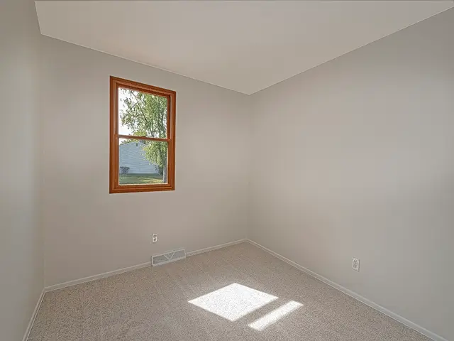 115 Bellford Dr gallery image 9