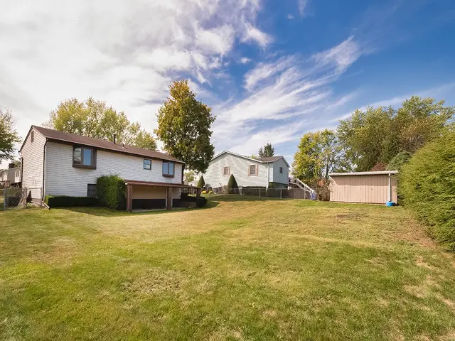 115 Bellford Dr gallery image 23