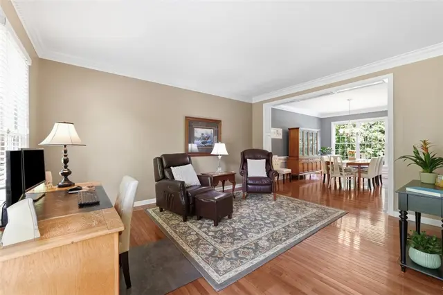 115 Drake Dr gallery image 13