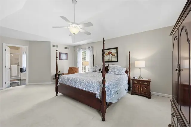 115 Drake Dr gallery image 18