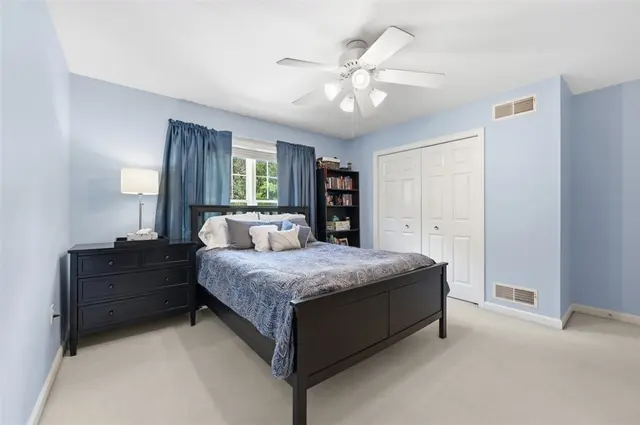 115 Drake Dr gallery image 25