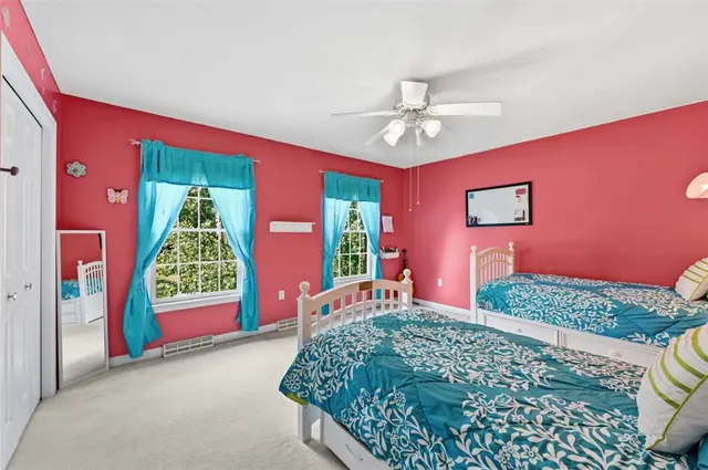 115 Drake Dr gallery image 27