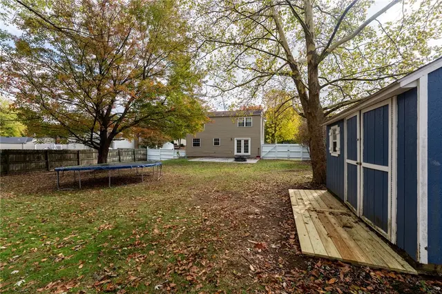 115 Leatherbark Road gallery image 5