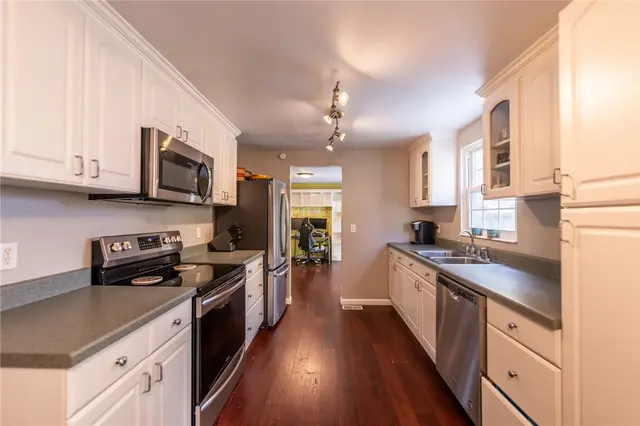 115 Leatherbark Road gallery image 7