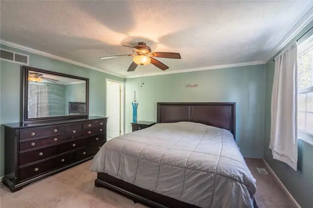 115 Leatherbark Road gallery image 15