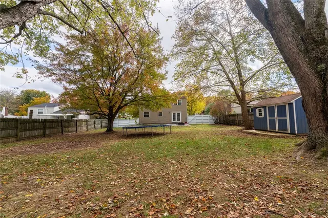115 Leatherbark Road gallery image 17