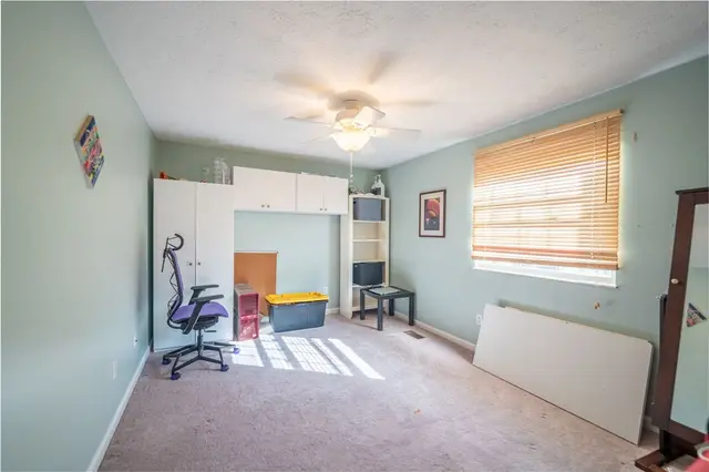 115 Leatherbark Road gallery image 22