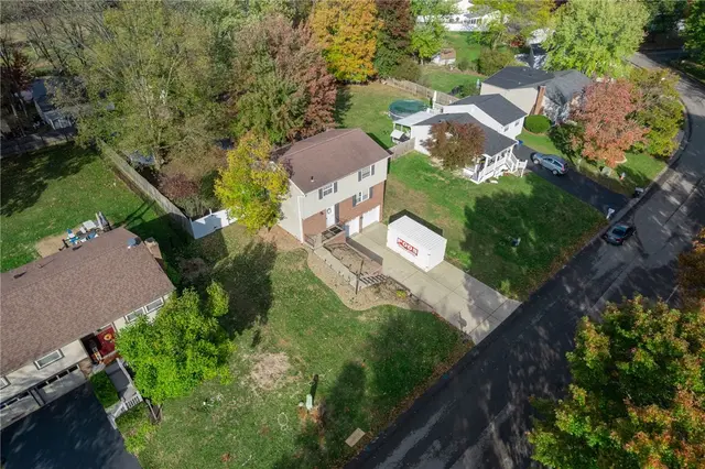 115 Leatherbark Road gallery image 30