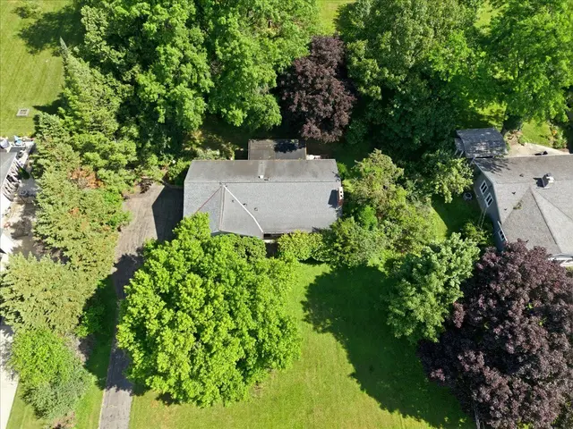 115 Meadowvue DRIVE gallery image 3