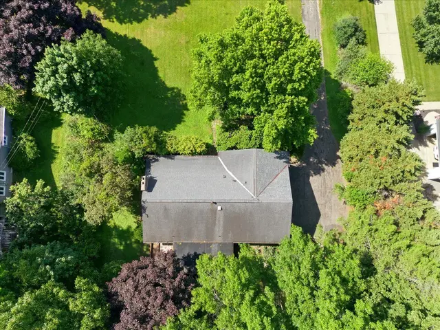 115 Meadowvue DRIVE gallery image 4