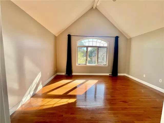 115 Radcliff Dr gallery image 10