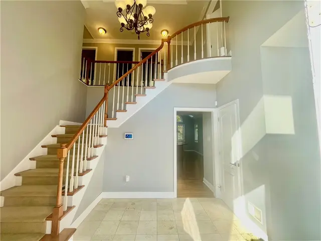 115 Radcliff Dr gallery image 17