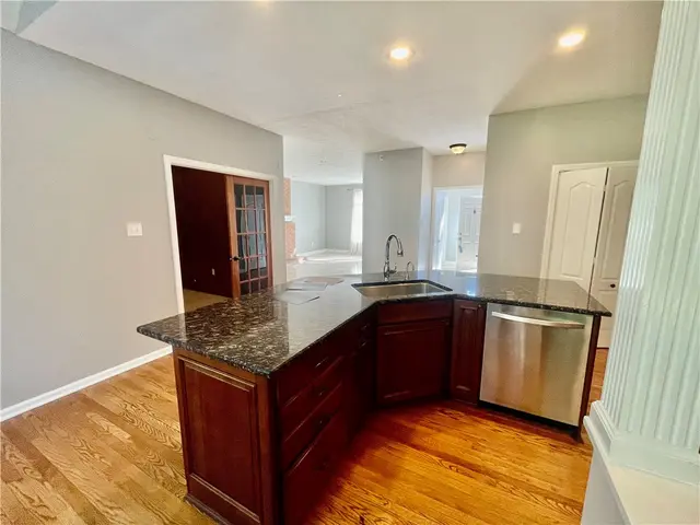 115 Radcliff Dr gallery image 21