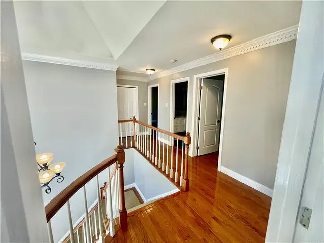 115 Radcliff Dr gallery image 23