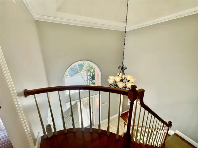 115 Radcliff Dr gallery image 25