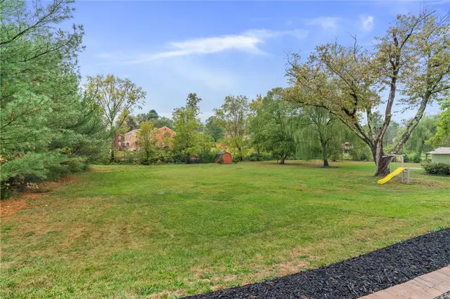 1150 Judy Ann Pl gallery image 9