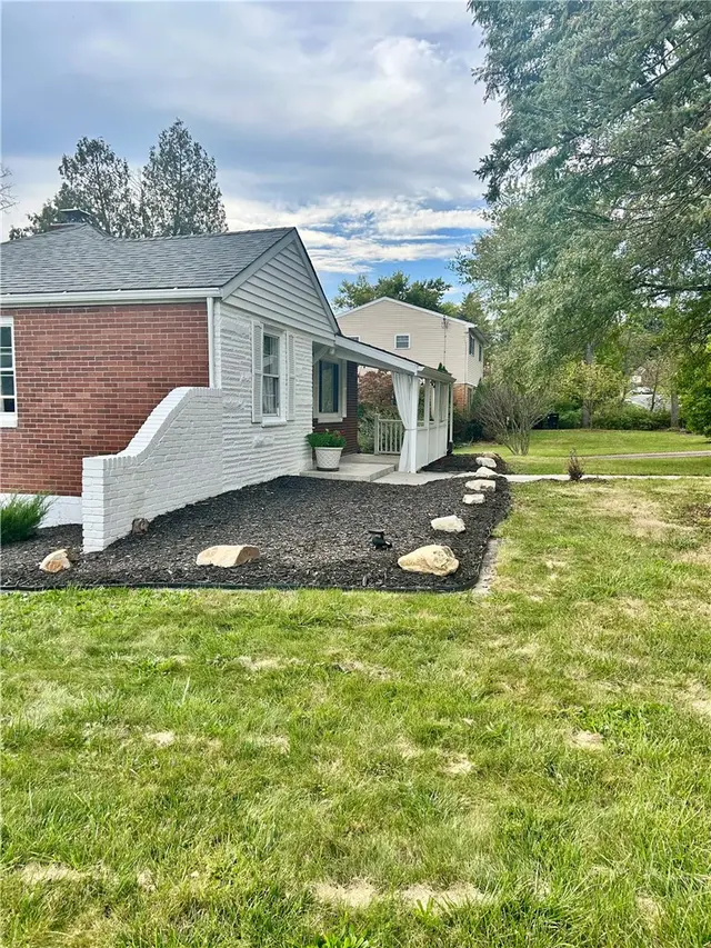 1150 Judy Ann Pl gallery image 13