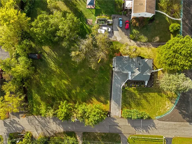 1150 Judy Ann Pl gallery image 15