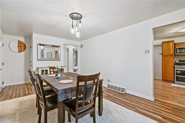 1150 Judy Ann Pl gallery image 22