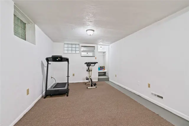 1150 Judy Ann Pl gallery image 32