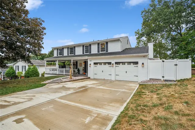 116 Colonial Dr gallery image 13