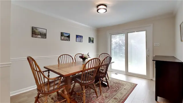 116 Inverness Dr. gallery image 3