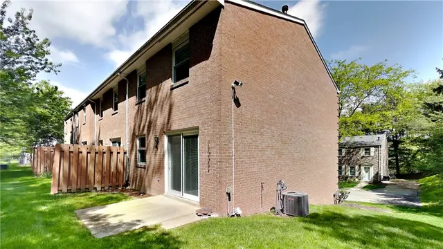 116 Inverness Dr. gallery image 4