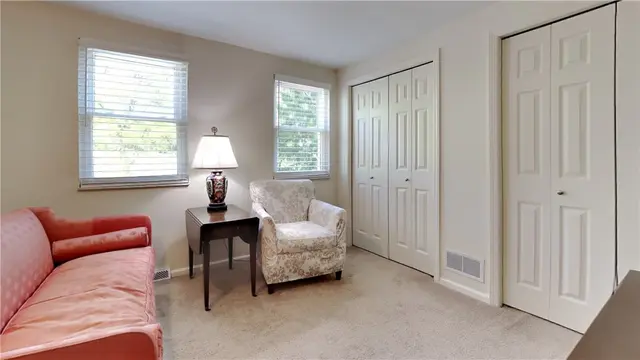116 Inverness Dr. gallery image 19