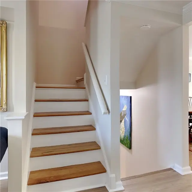 116 Inverness Dr. gallery image 28