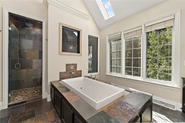 116 Mirage Drive gallery image 24