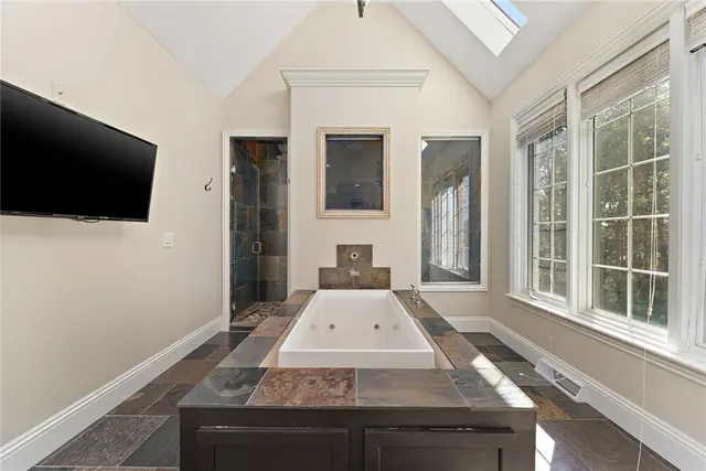 116 Mirage Drive gallery image 27