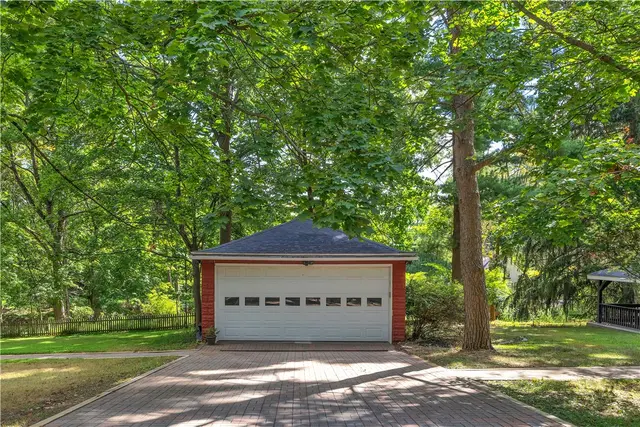 1160 Ingomar Heights Rd gallery image 4