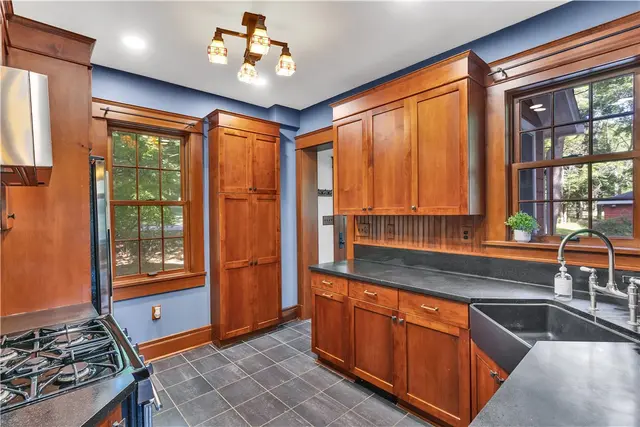 1160 Ingomar Heights Rd gallery image 13